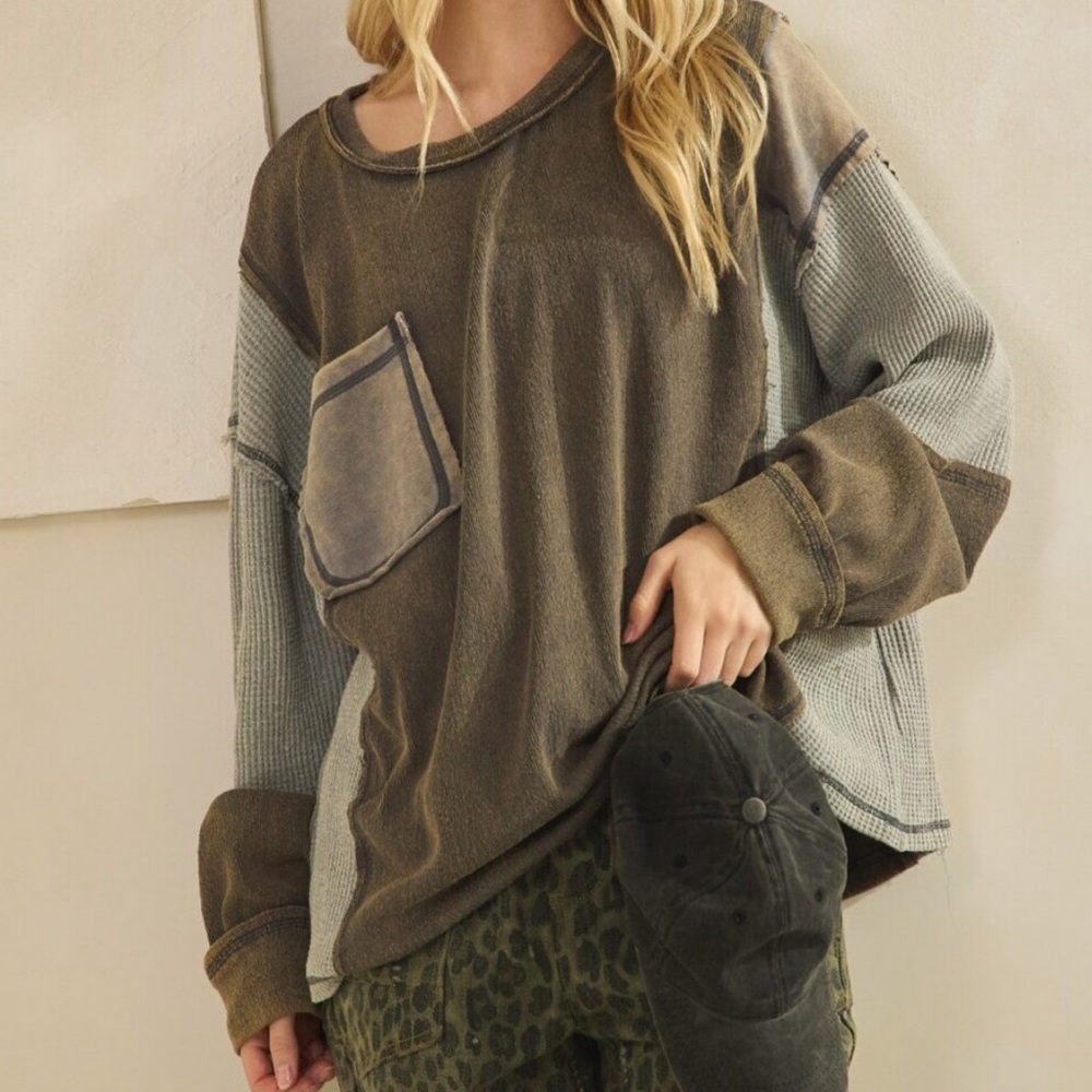 Sage + Fig Casual Patchwork Long Sleeve Top acid wash pocket sweatshirt - Picture 2 of 4